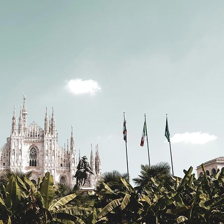 Lumiere Apartment Milan Bagian luar foto